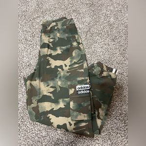 Adidas high waisted cargo jogger